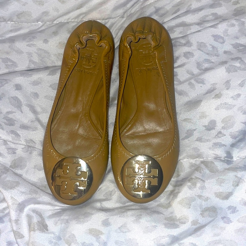Tory Burch ballet flat